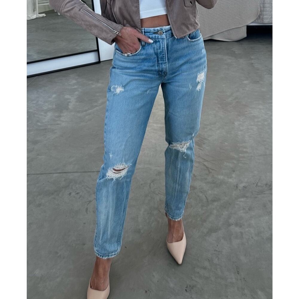 NWT Good American Light Blue Straight Leg Jeans